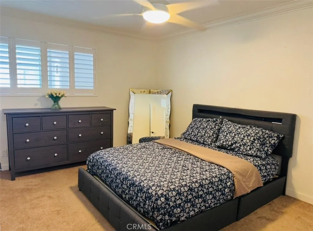 1055 Orizaba Avenue 6, Long Beach, California 90804 home-pic-3